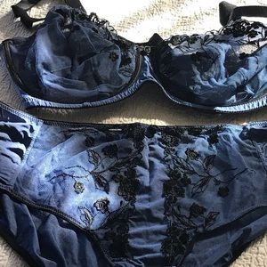 Adore me bra and pantie